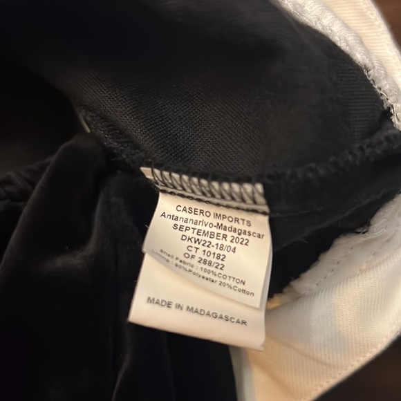 Edgehill Collection 2-Piece Two Tone Dress. - Picture 4 of 8